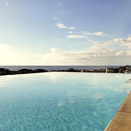 Luxury Penthouse With Infinity Pool & Stunning Sea View Apartment Flic-en-Flacq Екстериор снимка